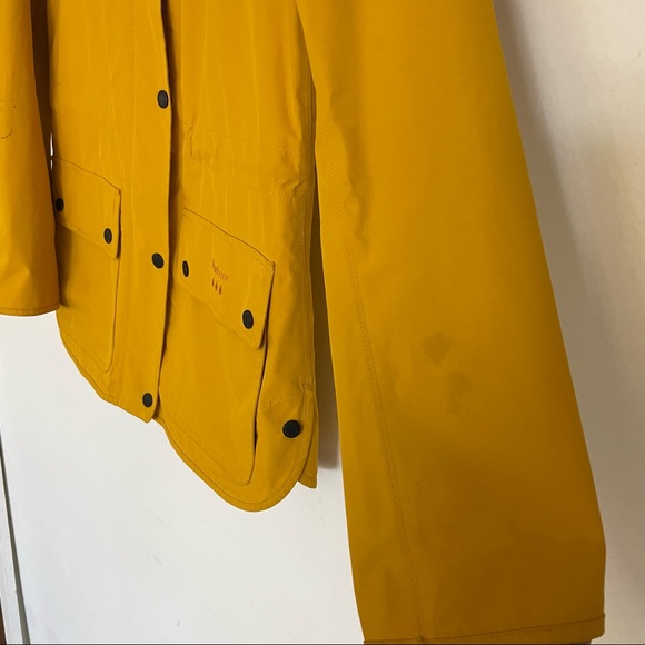 Barbour Yellow Rain Jacket Size US 2 - Picture 9 of 13